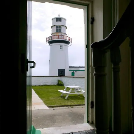 Galley Head Lightkeeper's Dom wakacyjny Donoure