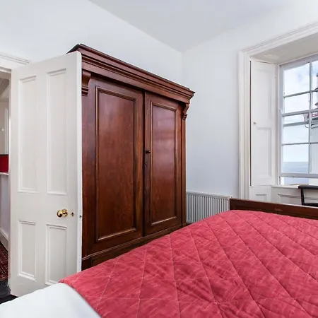 Galley Head Lightkeeper's Tatil Evi *